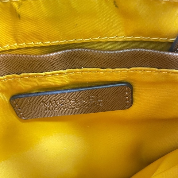 Michael Kors Kempton Crossbody Nylon Navy w/Brown Leather Trim - Picture 5 of 6